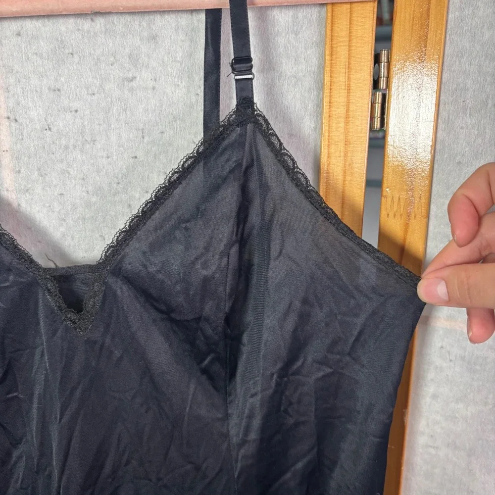 Kayser Full Slip 38 Black Vintage Nylon Tricot Lace Trim Adjustable Straps USA‎